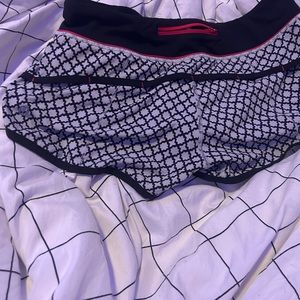pink and black lululemon speed ups size 6